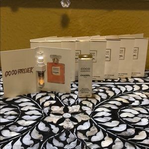Chanel mademoiselle deluxe samples.